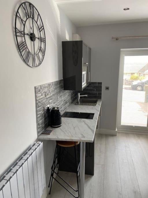 Apartment Luxury Mumbles View *